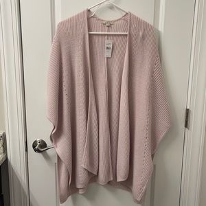 LOFT blush knit poncho in XS/S, fits more like a S/M